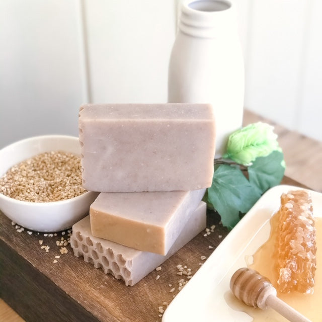 Oatmeal & Honey - Handmade Coconut Milk Soap (3)