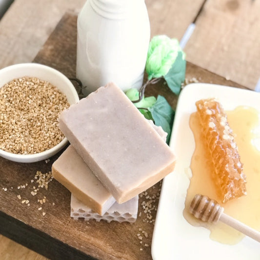 Oatmeal & Honey - Handmade Coconut Milk Soap (3)
