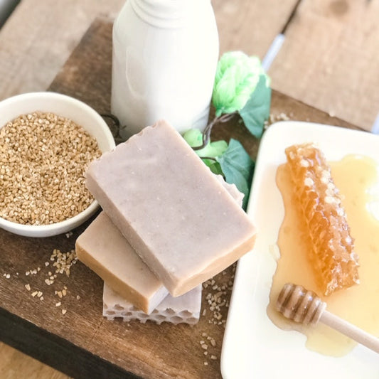 Oatmeal & Honey - Handmade Coconut Milk Soap (3)
