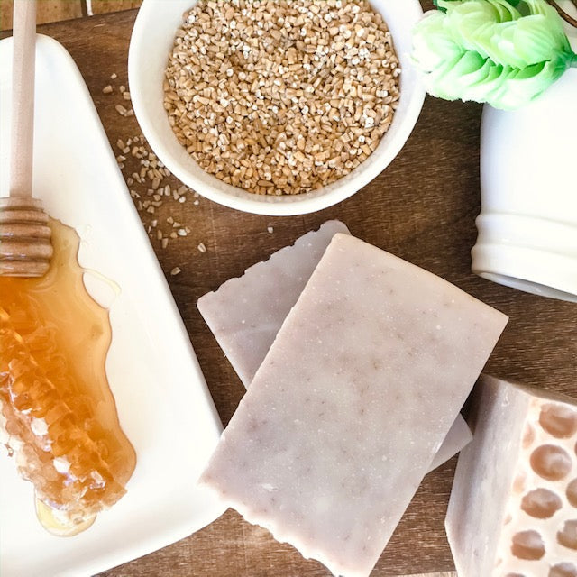 Oatmeal & Honey - Handmade Coconut Milk Soap (3)